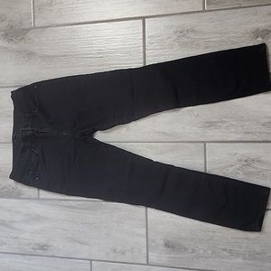 ~Ann Taylor~ The Skinny Modern Fit Jeans